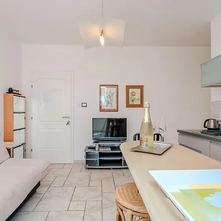 Rs 1 Rab By Guide Appartement